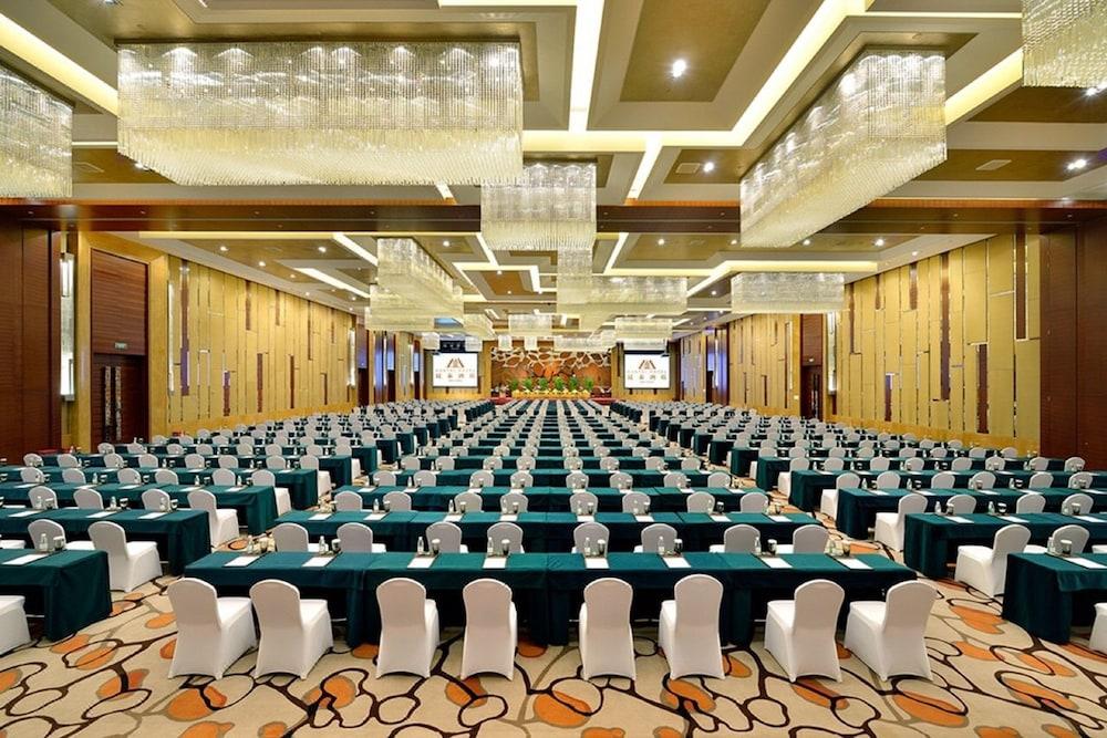 Kun Tai Glory Hotel Beijing Wangjing Pequim Exterior foto